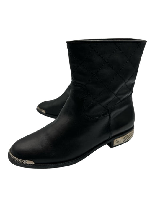 Chanel Shoe Size 39.5 Black Leather silver tone hardware Diamond Stitch Boots Black / 39.5