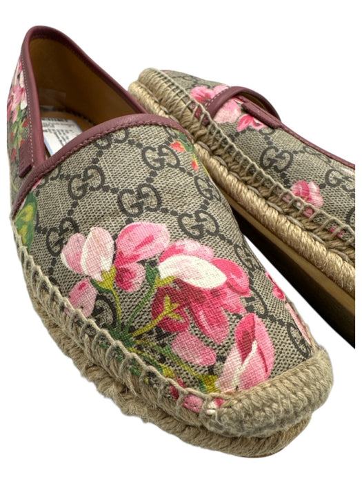 Gucci Shoe Size 38 Pink, Green, Brown Coated Canvas Leather trim Floral Flats Pink, Green, Brown / 38