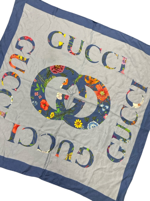 Gucci Blue & Multi Silk Floral Logo Square scarf Blue & Multi / 90 cm