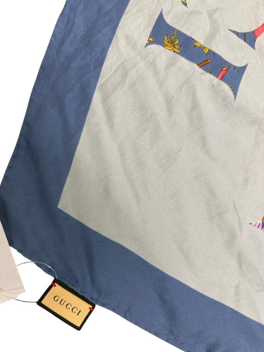 Gucci Blue & Multi Silk Floral Logo Square scarf Blue & Multi / 90 cm