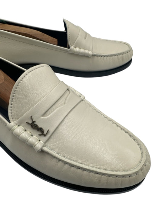 Yves Saint Laurent Shoe Size 41 Like New White Leather Solid Dress Men's Shoes White / 41