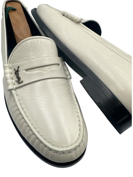 Yves Saint Laurent Shoe Size 41 Like New White Leather Solid Dress Men's Shoes White / 41