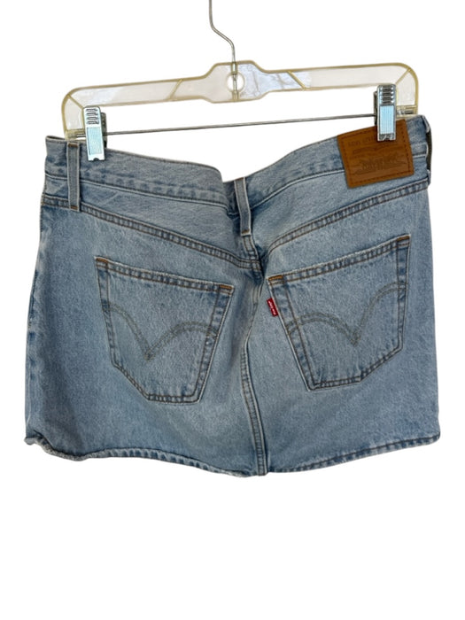 Levi Size 31 Light Wash Cotton Denim Button Fly Pockets Mini Skirt Light Wash / 31