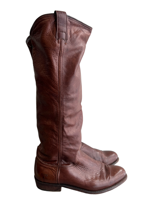Frye Shoe Size est 9 Brown Leather Almond Toe Knee High Low Heel Boots Brown / est 9