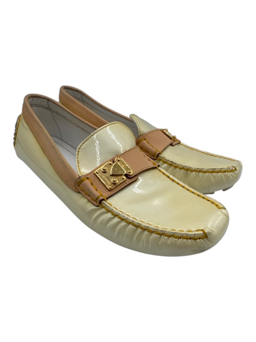 Louis Vuitton Shoe Size 38.5 Cream & pink Patent Leather Driver Loafers Cream & pink / 38.5