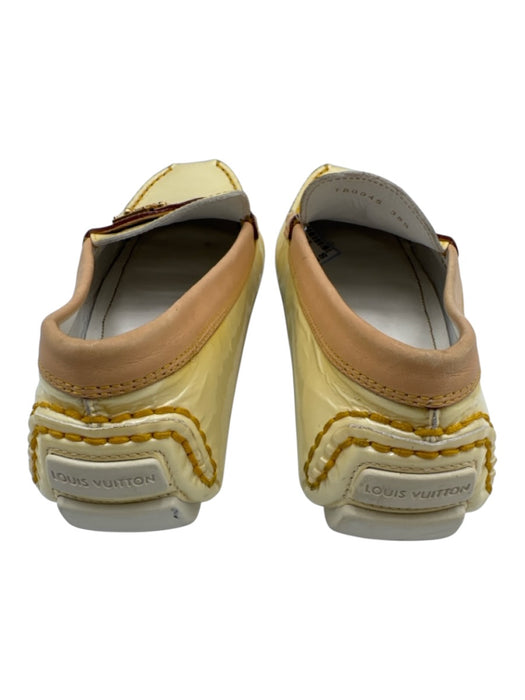 Louis Vuitton Shoe Size 38.5 Cream & pink Patent Leather Driver Loafers Cream & pink / 38.5