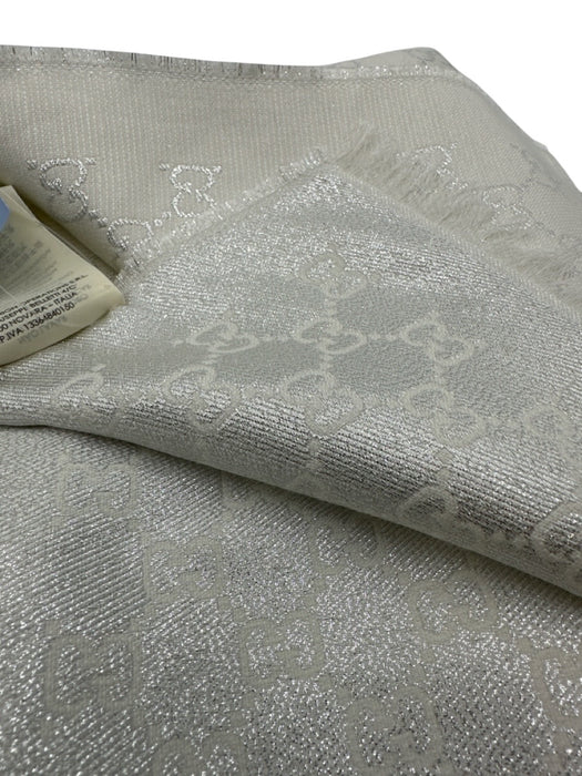 Gucci White & Silver Cotton Blend Jacquard Guccissima Fringe Trim scarf White & Silver