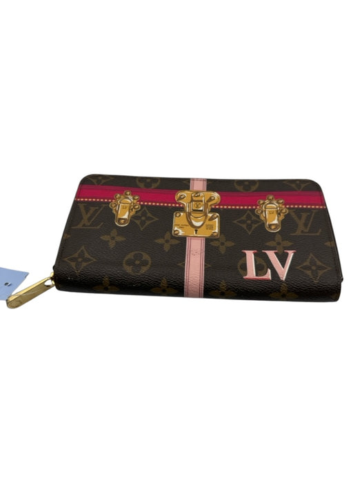 Louis Vuitton brown, gold, pink Coated Canvas Painted Monogram trunk Wallets brown, gold, pink