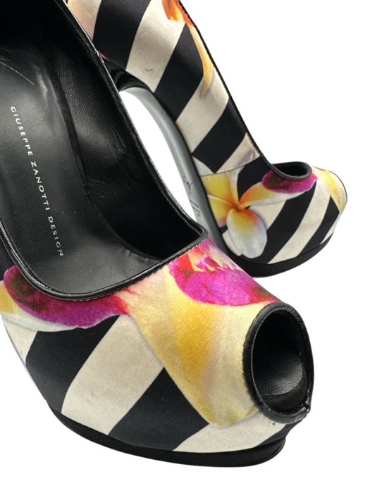 Giuseppe Zanotti Design Shoe Size 40 White, Black & Multi Textile Stiletto Pumps White, Black & Multi / 40