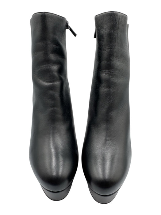 Christian Louboutin Shoe Size 42 Black Leather Side Zip Stilletto Ankle Booties Black / 42