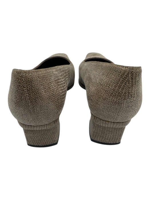 Stuart Weitzman Shoe Size 8 Taupe Brown Leather & Textile Upper Shimmer Pumps Taupe Brown / 8