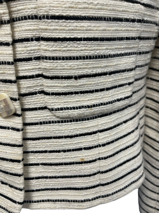 Chanel Size 40 Cream & Black Cotton Blend Mother of Pearl Buttons camelia Jacket Cream & Black / 40