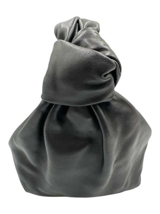 Bottega Veneta Black Leather Zip Close Handbag Knot Detail Dust Bag Incl. Bag Black / S