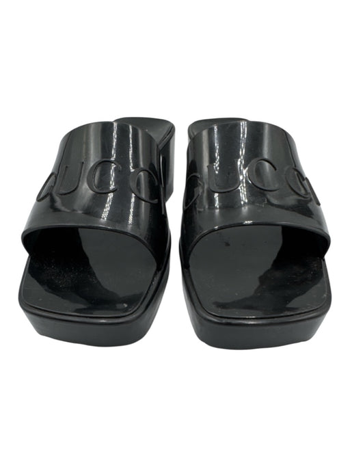 Gucci Shoe Size 38 Black Rubber embossed logo Block heel Sandals Black / 38