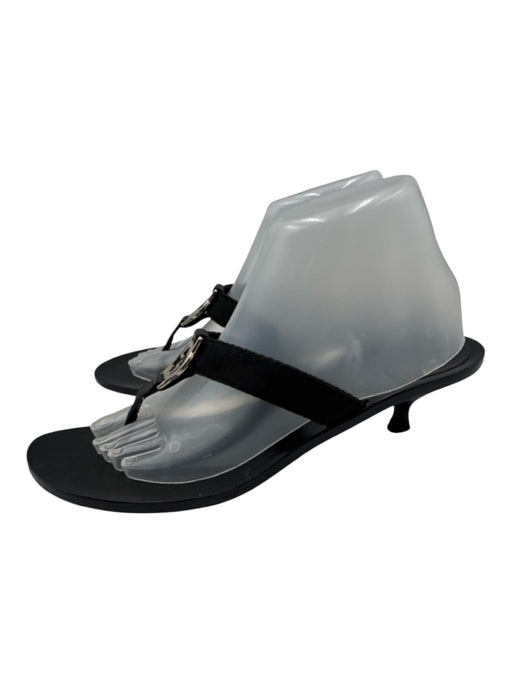 Gucci Shoe Size 9.5 Black Leather Flip Flop Thong Strap Kitten Heel Logo Sandals Black / 9.5