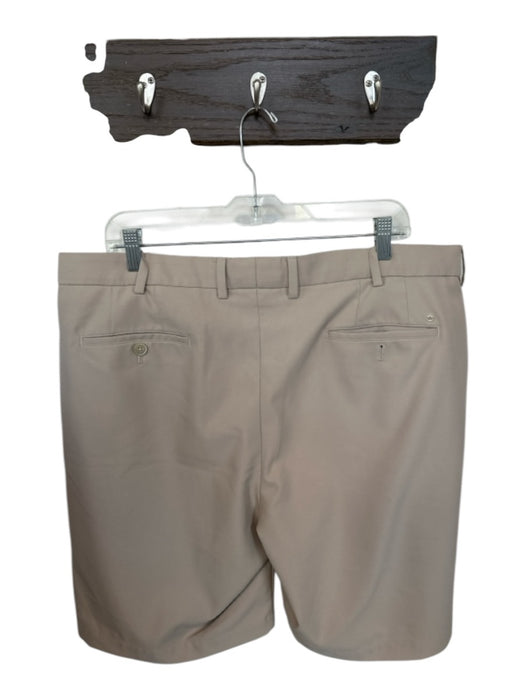 Peter Millar Size 38 Khaki Polyester Belt Loops Front & back pockets Golf Shorts Khaki / 38