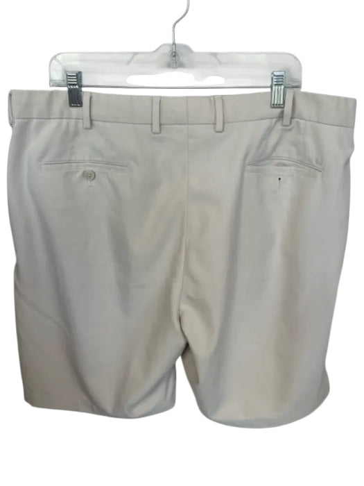 Peter Millar Size 38 Cream Polyester Belt Loops Front & back pockets Golf Shorts Cream / 38