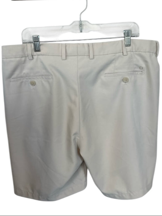 Peter Millar Size 38 Cream Polyester Belt Loops Front & back pockets Golf Shorts Cream / 38