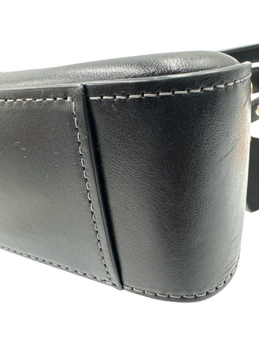 Coach Black Leather Shoulder Bag Structured Clasp Gold Tone Accent Bag Black / Small