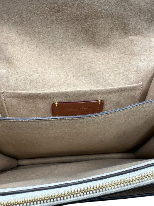 Coach Beige Leather Crossbody Gold Tone Bag Beige / Small