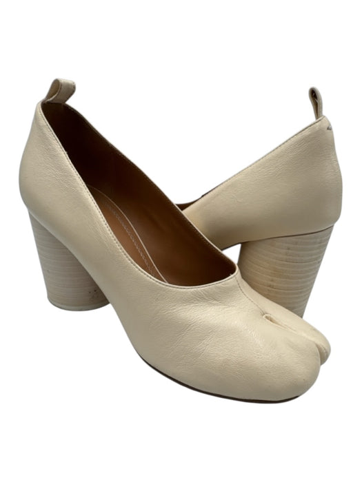 Maison Margiela Shoe Size 37.5 Cream White Leather Stacked Heel Tabby Pumps Cream White / 37.5