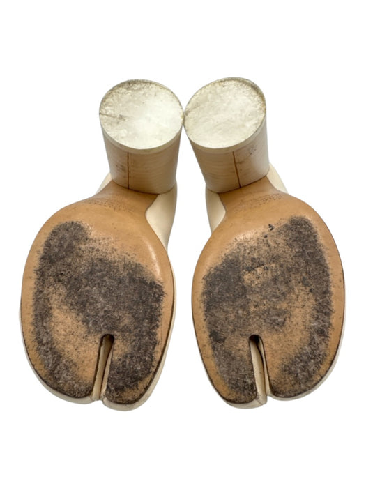 Maison Margiela Shoe Size 37.5 Cream White Leather Stacked Heel Tabby Pumps Cream White / 37.5