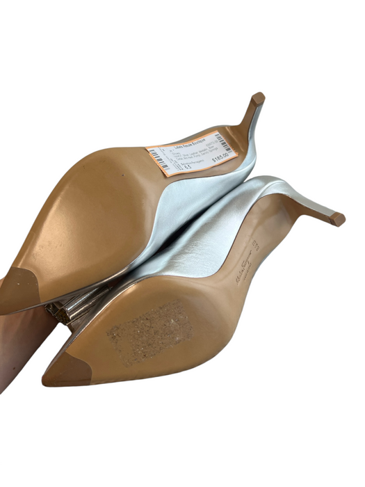 Salvatore Ferragamo Shoe Size 6.5 Silver Leather Metallic Bow Detail Pump Shoes Silver / 6.5