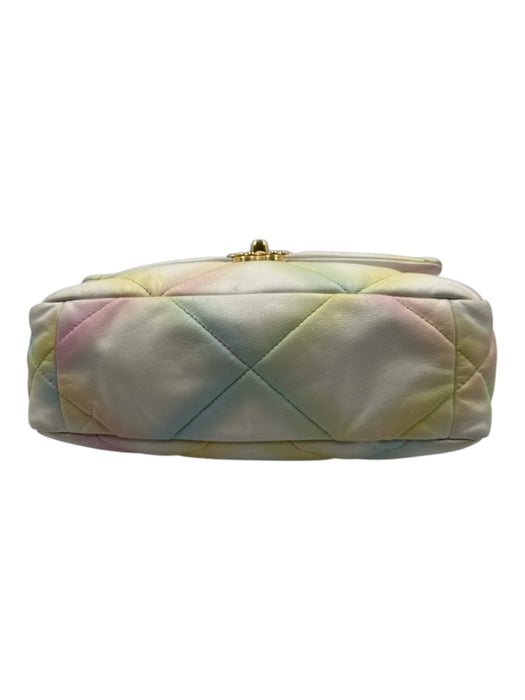 Chanel White & Multi Leather Flap Quilted Dual Tone Chain Interlocking CC Bag White & Multi / Small