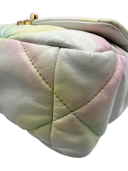 Chanel White & Multi Leather Flap Quilted Dual Tone Chain Interlocking CC Bag White & Multi / Small