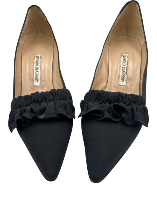 Manolo Blahnik Shoe Size 39 Black Nylon Pointed Toe Gathered Low Heel Pumps Black / 39