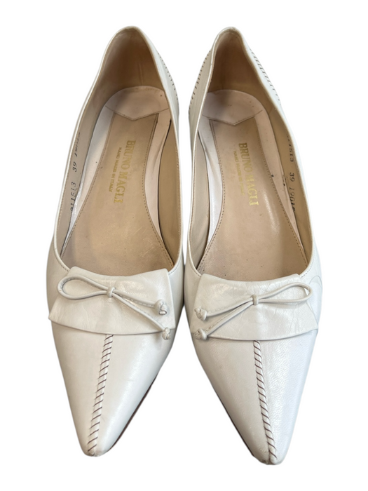 Bruno Magli Shoe Size 39 White Leather Pointed Toe Bow Kitten Heel Shoes White / 39