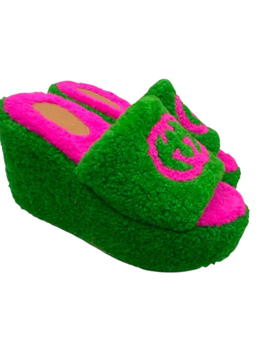 Gucci Shoe Size 38 Pink & Green shearling Leather Logo Platform Slide Sandals Pink & Green / 38
