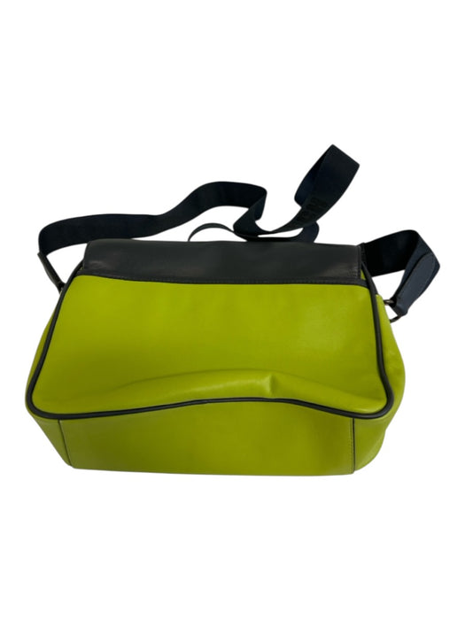 Coach Black & Green Leather Solid Messenger Men's Bag Black & Green