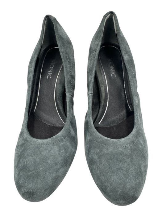 Vionic Shoe Size 7 Gray Leather Upper Suede Wedge Round Almond Toe Pumps Gray / 7