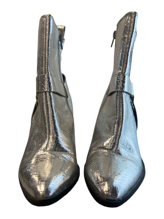 Dolce Vita Shoe Size 7 Silver Leather Side Zip Pointed Toe Stacked Heel Booties Silver / 7
