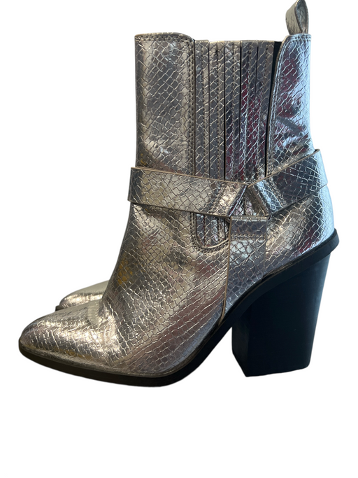 Dolce Vita Shoe Size 7 Silver Leather Side Zip Pointed Toe Stacked Heel Booties Silver / 7