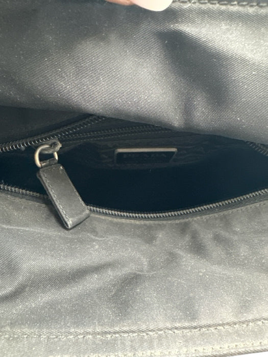 Prada Black Tessuto Nylon Top Handle Logo Zip Close Tote Bag Black / Small