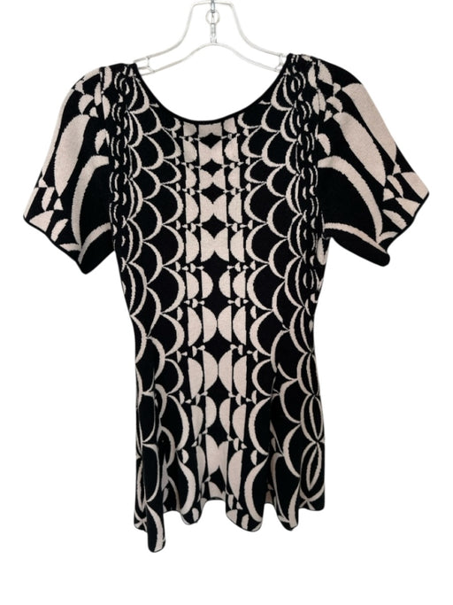 Anthropologie Size SP Black & White Short Sleeve Knit Geometric V Neck Dress Black & White / SP