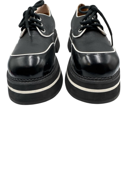 John Fluevog Shoe Size 10 Black & White Print Leather Platform Sole Detail Shoes Black & White Print / 10