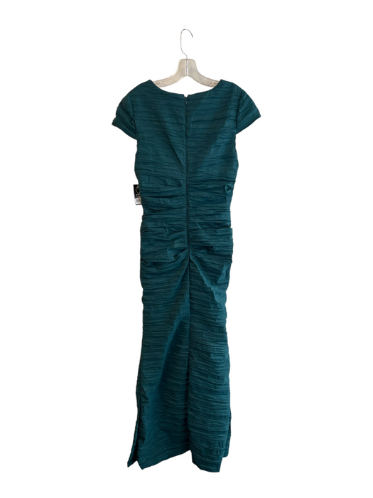 Alex Evenings Size 6 Green No Fabric Tag V Neck Pleated Accent Back Zip Dress Green / 6
