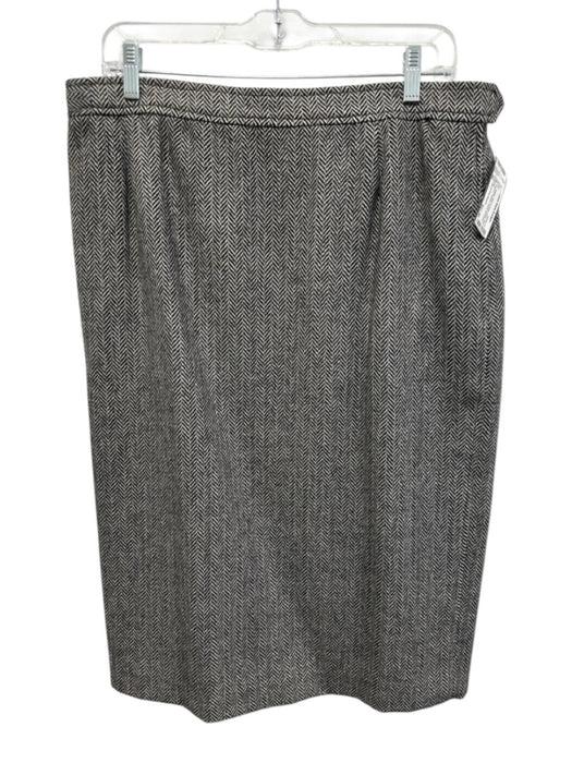 Saint Laurent Rive Gauche Size 44 Black & White Wool Side Zip Chevron Skirt Black & White / 44