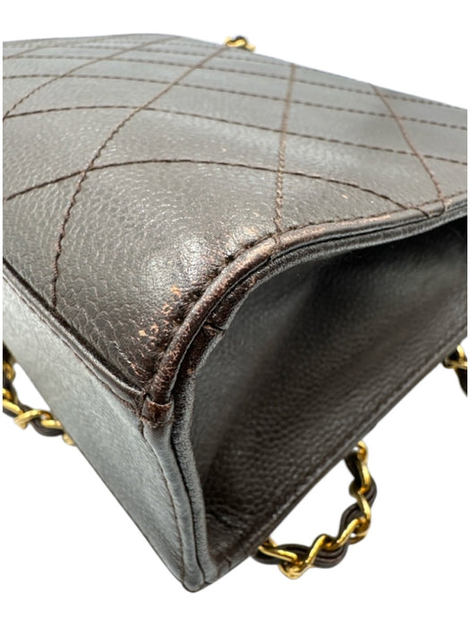 Chanel Chocolate Brown Leather Quilted Gold Chain Shoulder Bag Bag Chocolate Brown / S/M