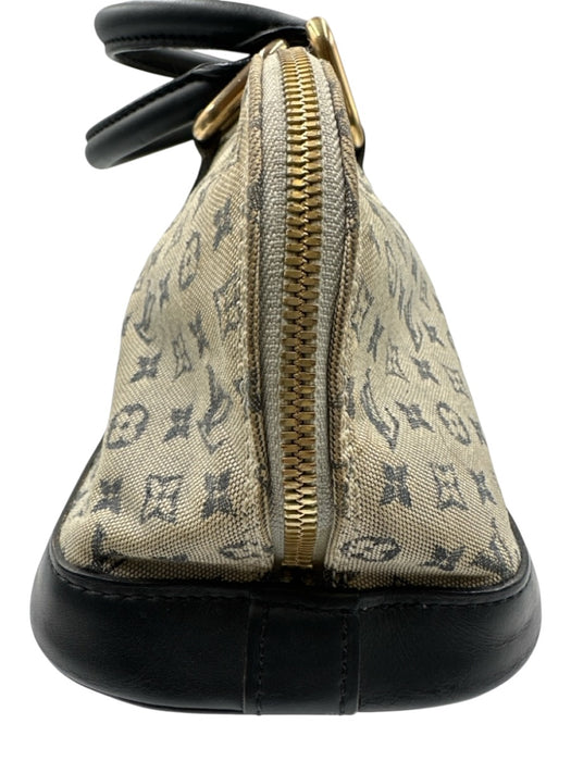 Louis Vuitton Navy, Beige, Brown Leather Monogram Long Zip Close hand bag Bag Navy, Beige, Brown / M