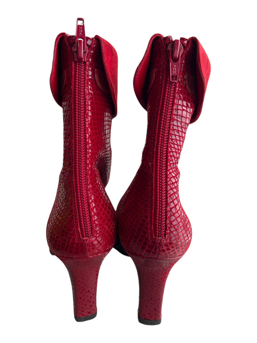 Stuart Weitzman Shoe Size 6 Red Leather Suede Ombre Pointed Square Toe Booties Red / 6
