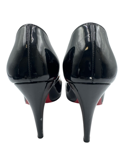 Christian Louboutin Shoe Size 37 Black Patent Leather Round Toe Pumps Black / 37