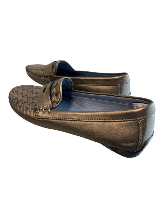 Robert Zur Shoe Size 7 Metallic Gray Manmade Material Almond Toe Flat Shoes Metallic Gray / 7