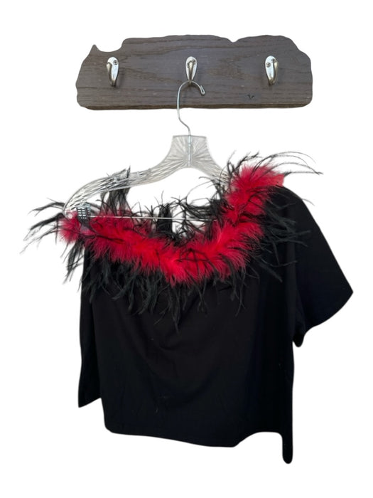 Queen of Sparkles Size M Black & Red Cotton Blend One Short Sleeve Feathered Top Black & Red / M