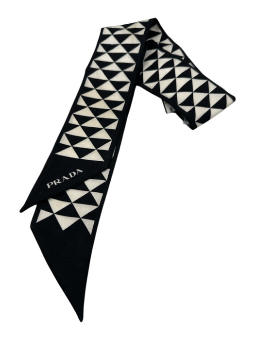 Prada Black & White Silk Triangle Twilly scarf Black & White