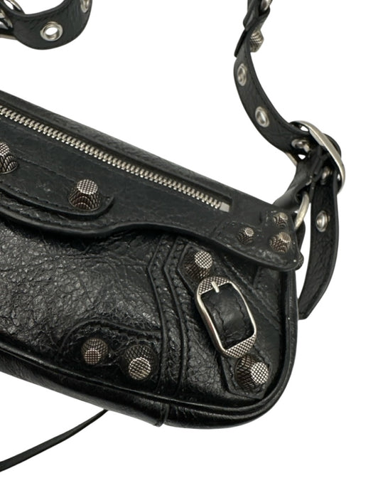 Balenciaga Black Leather Silvertone hardware Dustbag Inc Shoulder Bag Black / XS