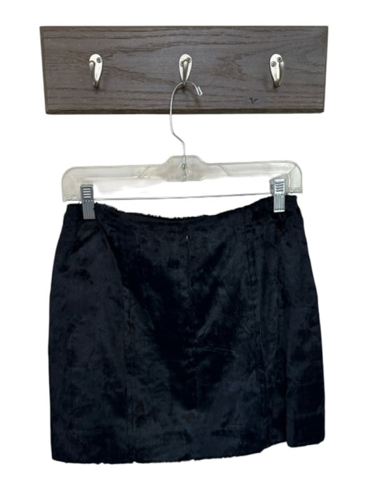Kors Michael Kors Size 6 Black Faux Fur Back Zip Mini Skirt Black / 6
